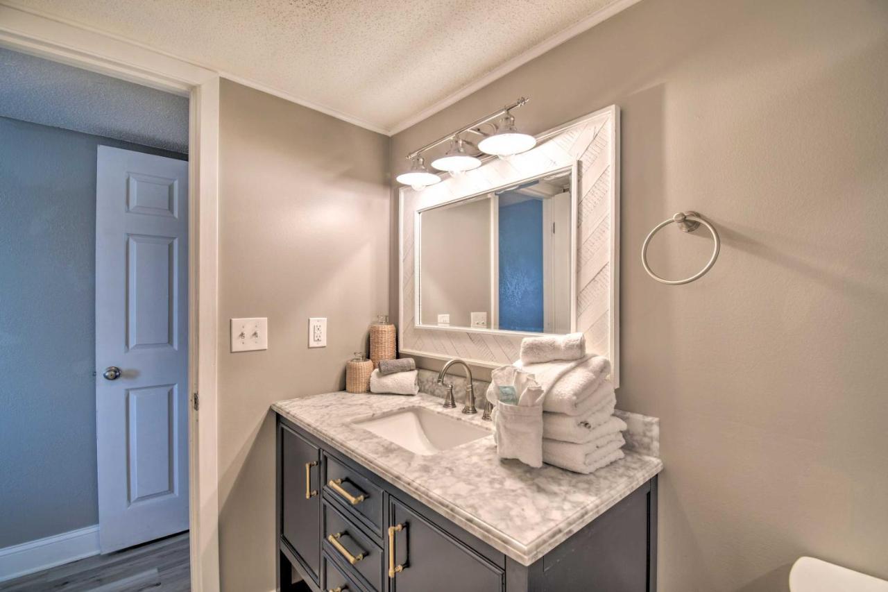 Apartment Bright Beachfront With Pool Access *
