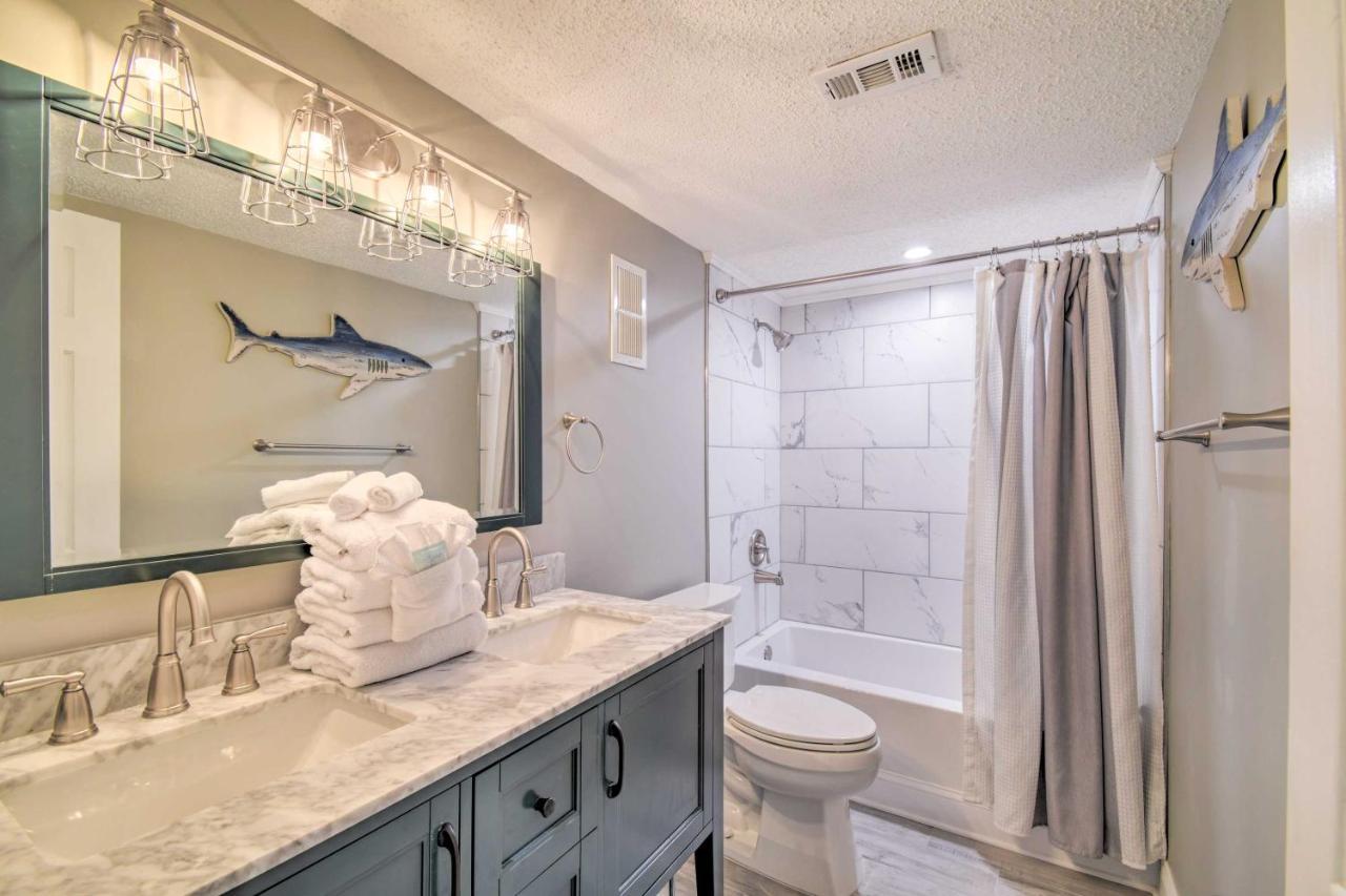 Bright Beachfront With Pool Access Gulf Shores